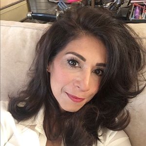 Meet your Posher, Sandra